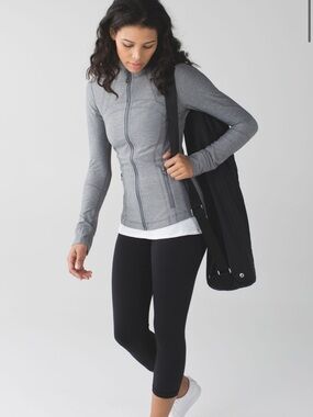 Lululemon • Define Jacket Brushed Heather Gray Size 2 Zip Up Pocket Atheltic